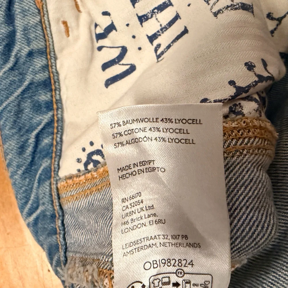We The Free Good Luck Barrel Jeans - Picture 4 of 7